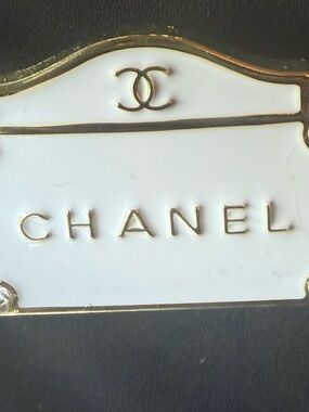 CHANEL White & Gold Enamel Logo Plate